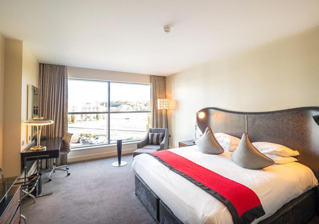 Brooklands Hotel & Spa Weybridge Bagian luar foto