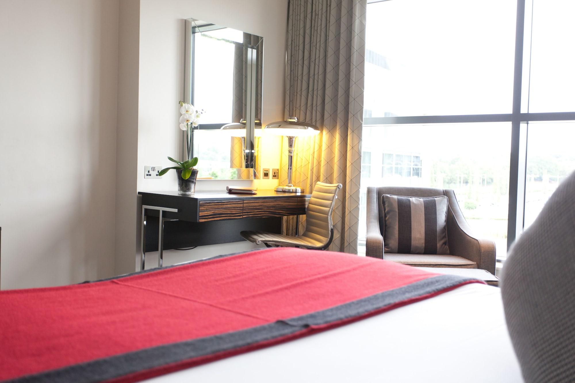 Brooklands Hotel & Spa Weybridge Bagian luar foto