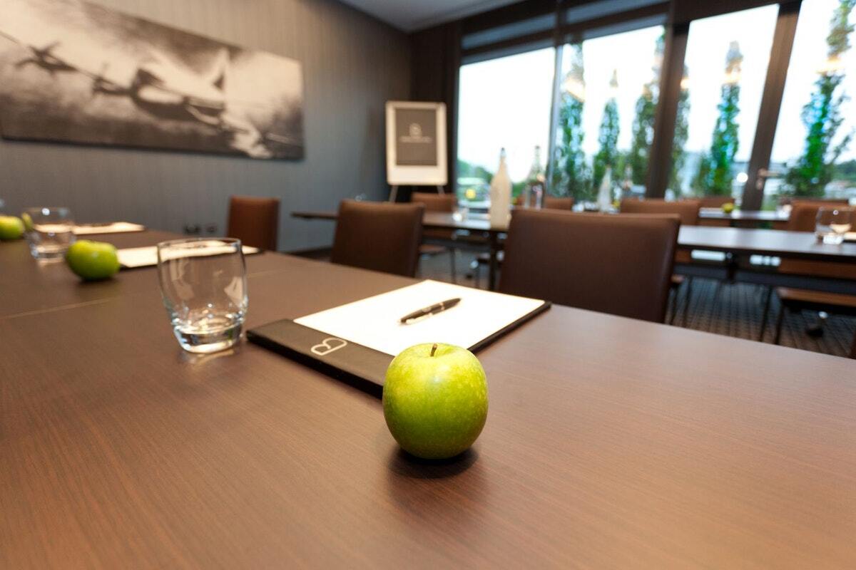 Brooklands Hotel & Spa Weybridge Bisnis foto